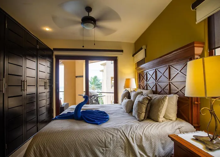 Corner 2 Bedrooms Condo 3Rd Floor Facing The Ocean At Elfaro By Dpm