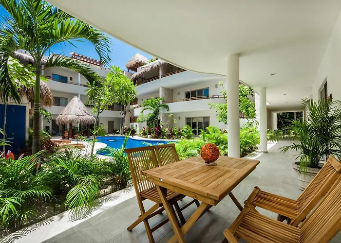 Poolside Bliss With Private Terrace And Jacuzzi