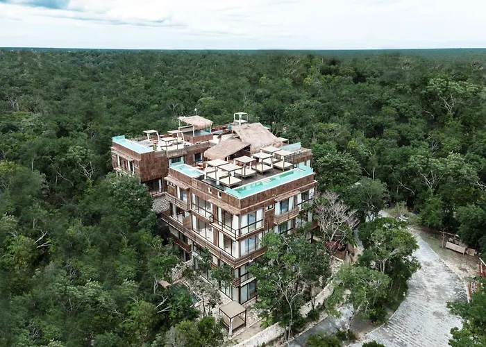 Roc Eleven Residence