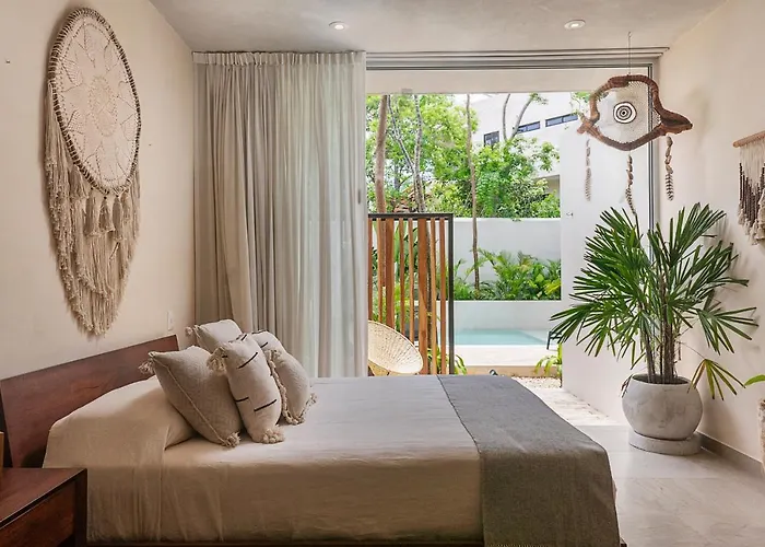 Premium Studio With Direct Pool Access Near Calle 7