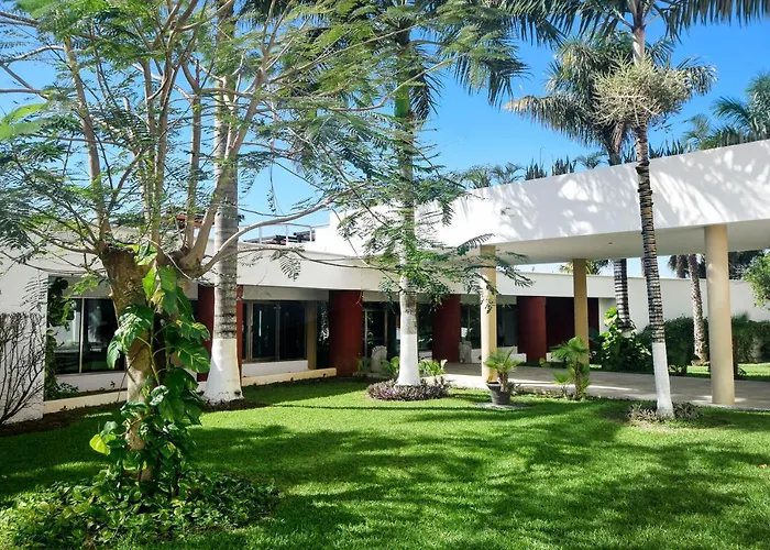 Stunning 6Th Floor Luxury Condo Large Wraparound Terrace Palmar 6A