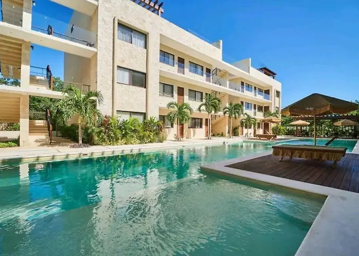 Blue Luxury Kukulkan