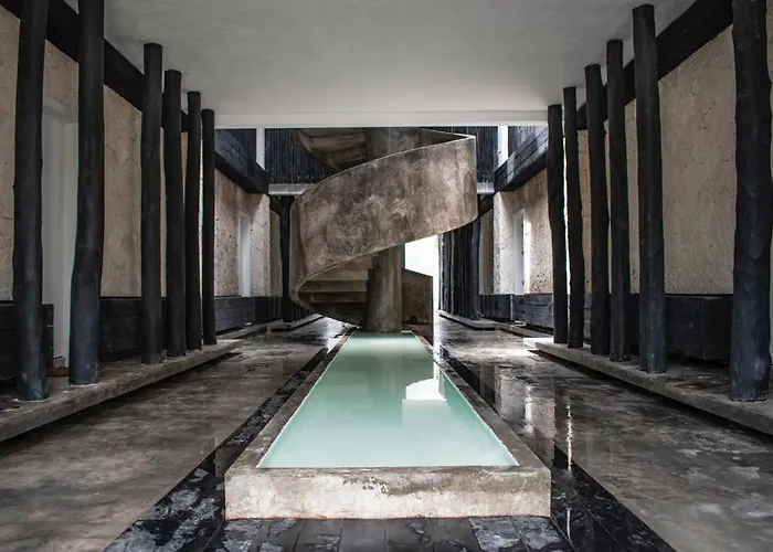 Black House