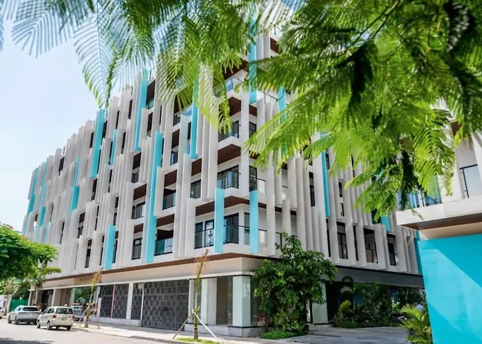 Serenada 2Nd Floor 2 Bedroom Condo By Dpm