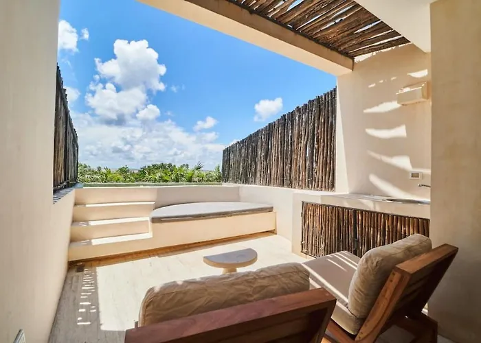 D4 Bungalows Modern 2 Bd Condo In Tulum