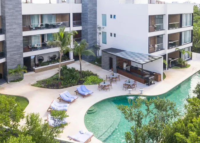 Solmare Apartments & Suites