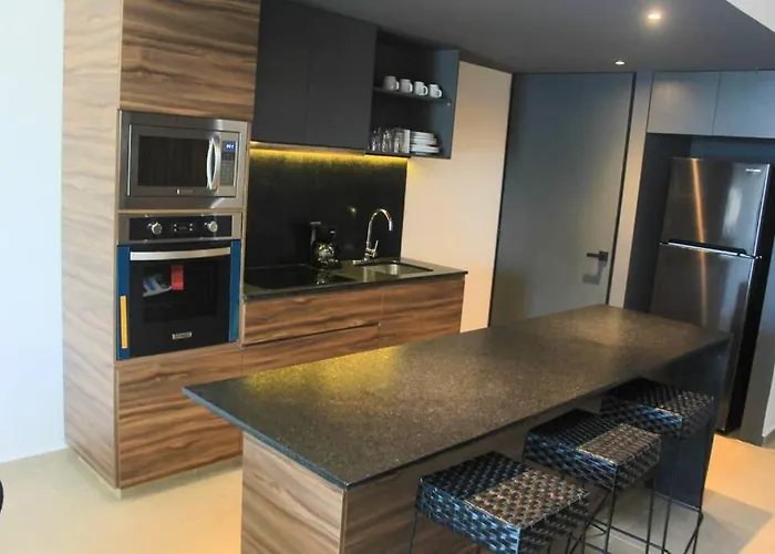 Luxury Apartament 1 Block To 5Th Avenue