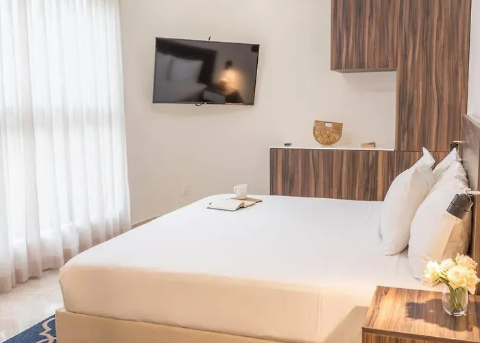 Modern Studio Perfect For Couples And Remote Work