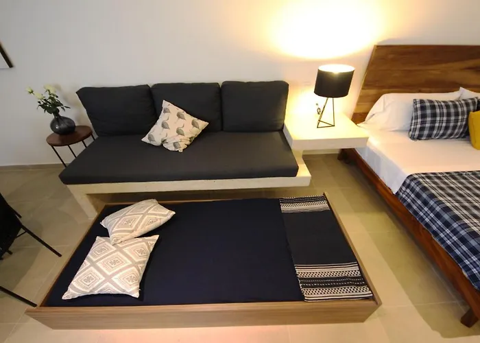 Spacious Studio, Amazing Rooftop With Sea View