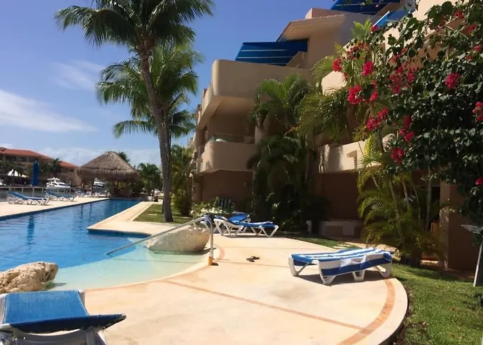 Porto Bello Grand Marina