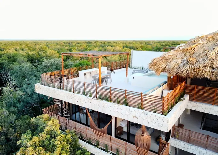 Private Rooftop Penthouse With Pool, Bbq & Jungle View