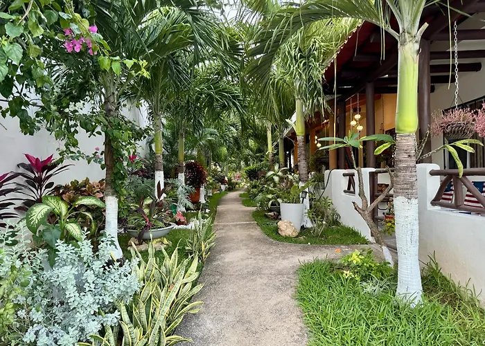 Casa Ceiba