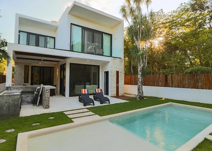 Villa Familiar Con Alberca Privada En Tulum Country Club Riviera Maya