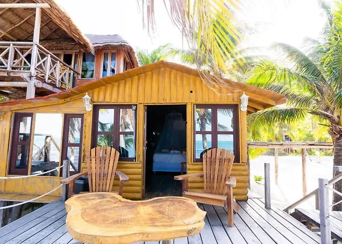 Grand Titanic, Boat House