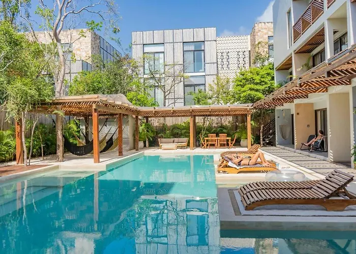 Bahari 2Br Ph Condo In Aldea Zama