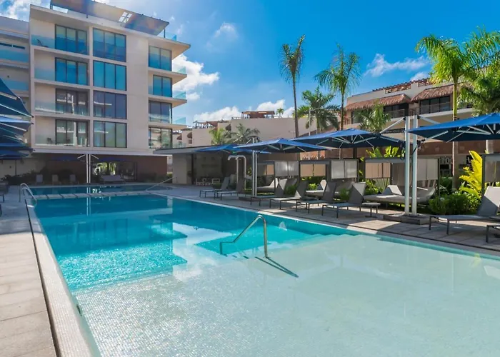 Oceana Condos Walk To Mamitas Beach