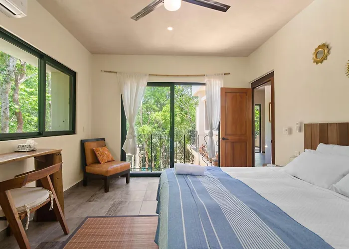 Lovely Villa 1-Br Villa Miguel