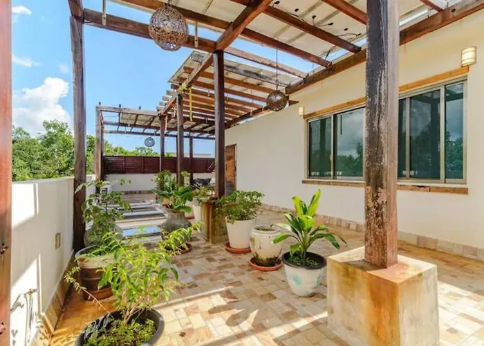 Unwind At Villa Magdalena, Private Villa With 3 Bedrooms, Rooftop Pool And Fast Wi-Fi For Digital Nomads