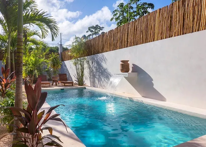 Jungle 3Br Villa, Garden & Pool, La Veleta