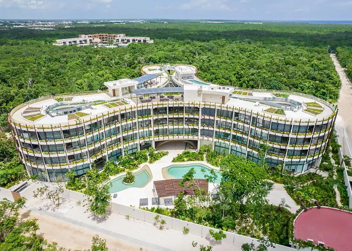 Mistiq Gardens 2