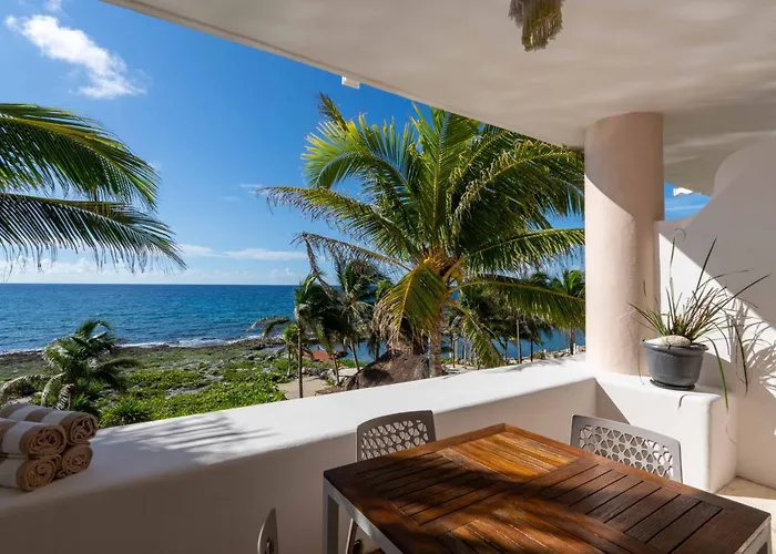 2 Bedroom Apartment Sea View