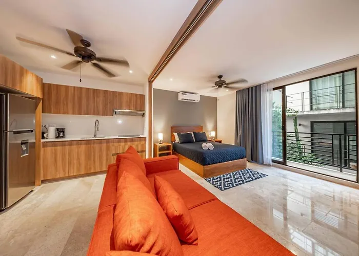 Lux Studio With Rooftop Pool Gym Private Balcony