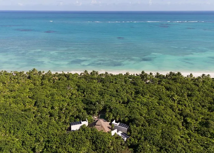 Casa Xik'Nal - Luxury Beach Front Villa