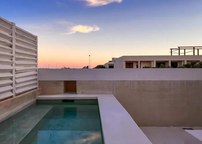 Stylish Mexican Interior Ph- Private Rooftop -Gated Community