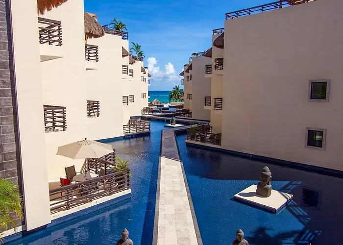 Awesome Apartment At Aldea Thai Beachfront