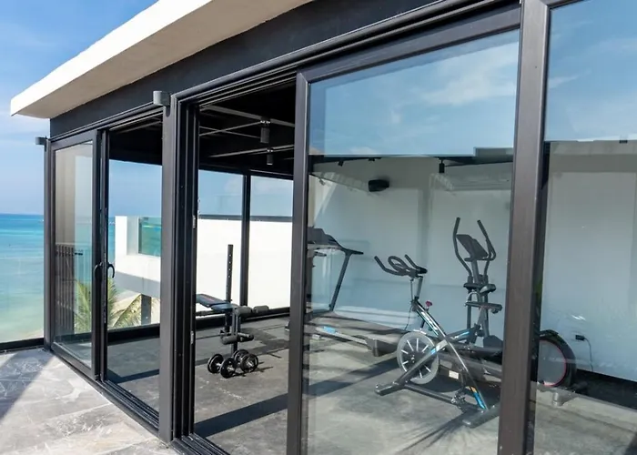 Beachfront Condo Roof Pool 5Th Ave 2 Blocks Gym
