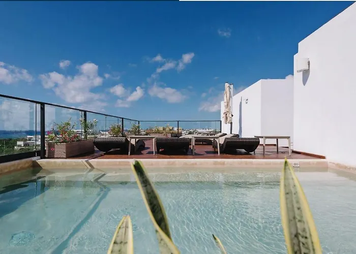 La Quinta Luxury Residence