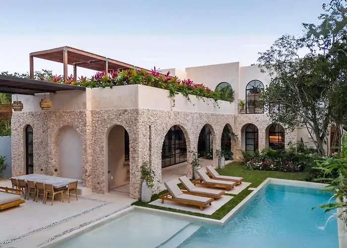 Casa Colina Stunning Pool Rooftop Bbq N Lounge
