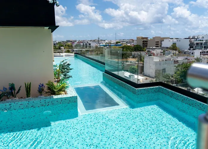 Elegant Lux Condo - Fast Wi-Fi- Near The Beach