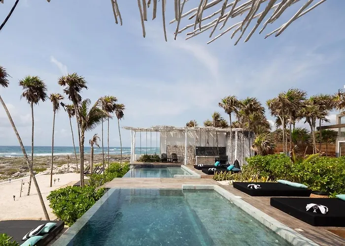 Luxury Oceanfront Estate With Pool, Staff, Sleeps 24