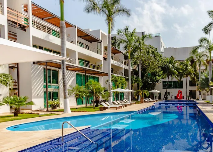 Via 38 - 2Br With Private Elevator, Pool & Gym