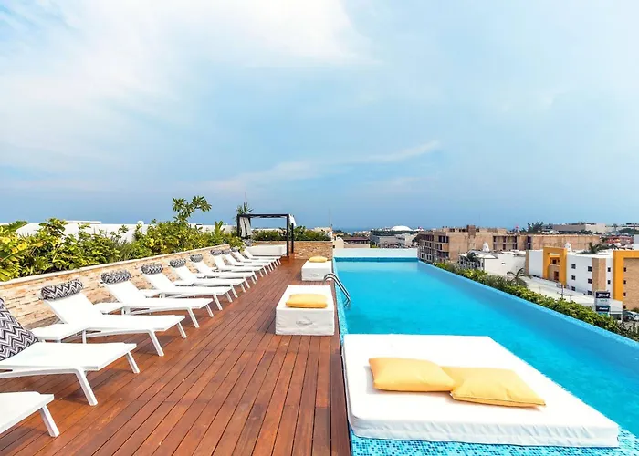 1Br The City - 2 Pools, Gym & Rooftop