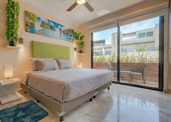 Studio Caribbean Dreams - Stylish & Only 2 Blocks To The Beach - At Bahay Condos