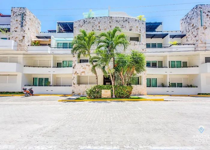 New Tropical Vibe Condo With Roof Pool Beach 3 Blks