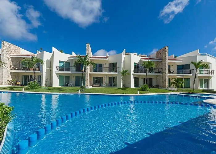 2Br Apt With Lagoon View In Puerto Aventuras