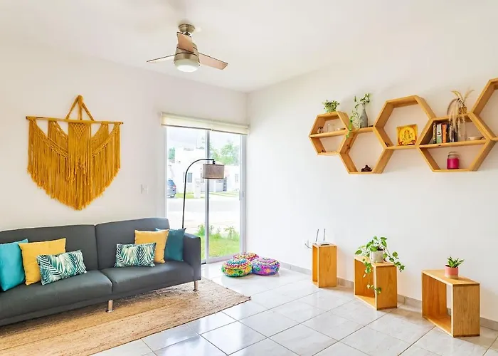 Nest To Rest - Cozy Ground Floor Apt With 2 Bedrooms, Pool And Facilities