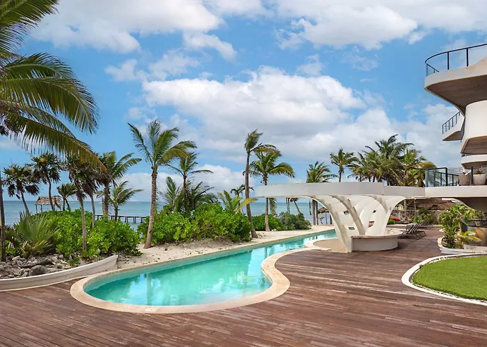 Beachfront 3Br Condo At Tankah Bay