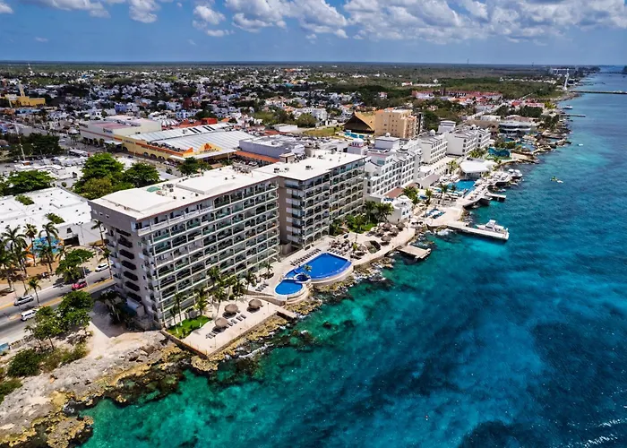 Oceanfront Luxury -4-King Suites Dive Pick Ups-Walk To Dining & Shops