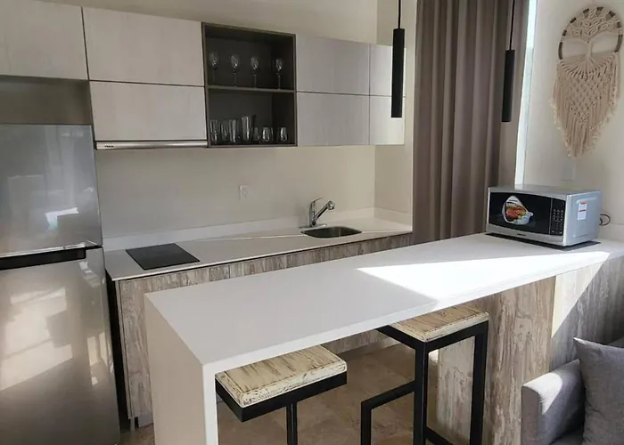 Perfect Studio Light And Nature In Aldea Zama