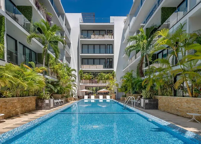 Perfect Studio Steps From 5Th Avenue And The Beach