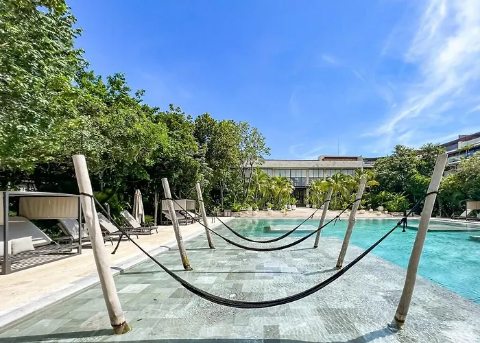 Luxury Penthouse Panoramic Views & Pool