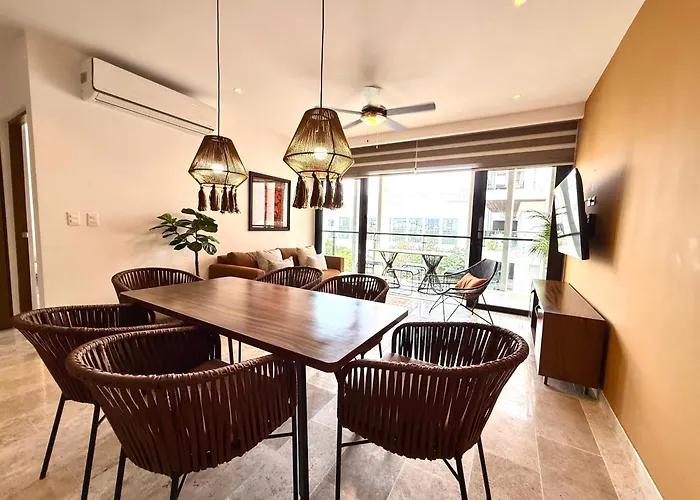 Serenada 4Th Floor 2 Bedroom Condo By Dpm