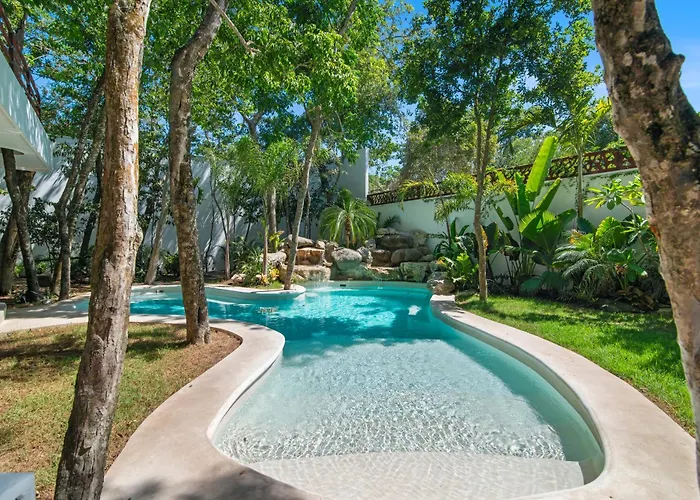 Villa With Lagoon Pool & Jacuzzi 400M From Xcaret