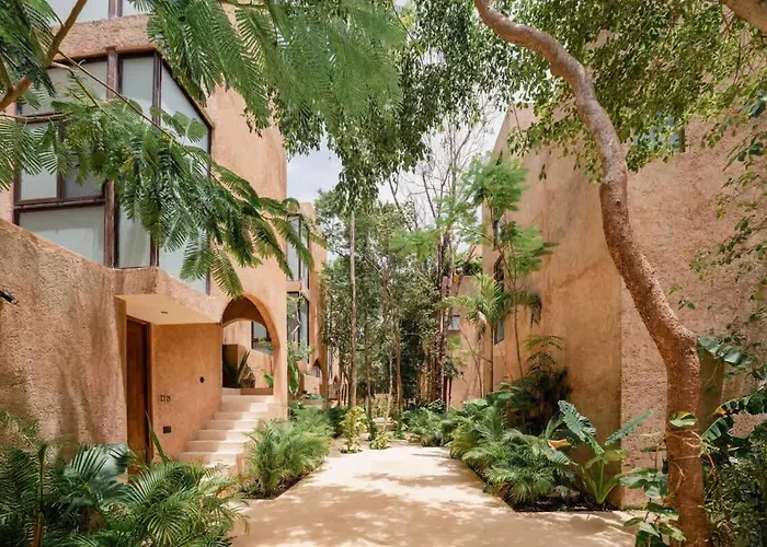 Stylish 2Br Jungle Retreat With Plunge Pool & Rooftop