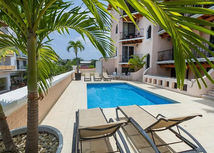 Colonial Beach Apartment And 4Th Floor