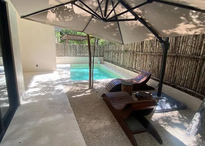 Great 3 Bedroom Apartment And Private Pool